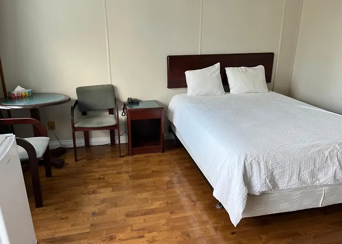 Motel Clair Mont